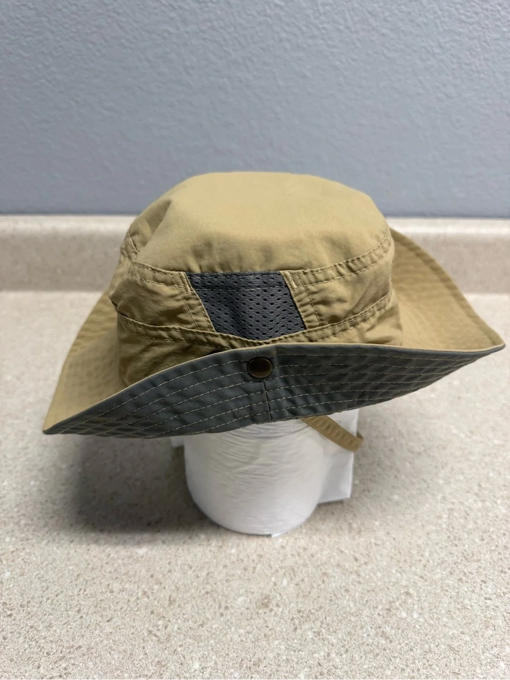 REI Tan Bucket Hat - Outdoor Sun Hat Boys Size 4Y-7Y Like New